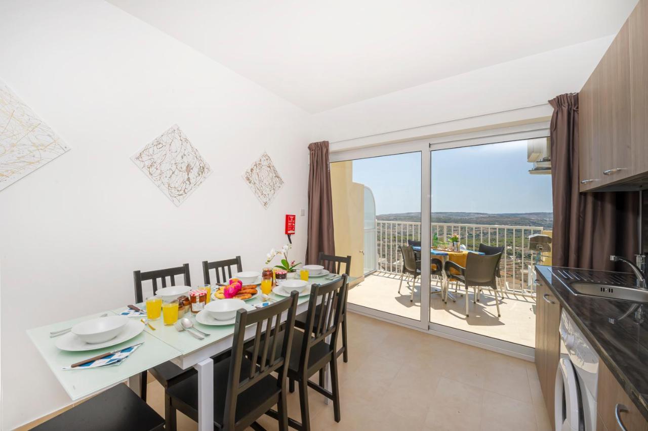 Summer Breeze Apartment With Panoramic Terrace - By Getawaysmalta 멜리에하 외부 사진