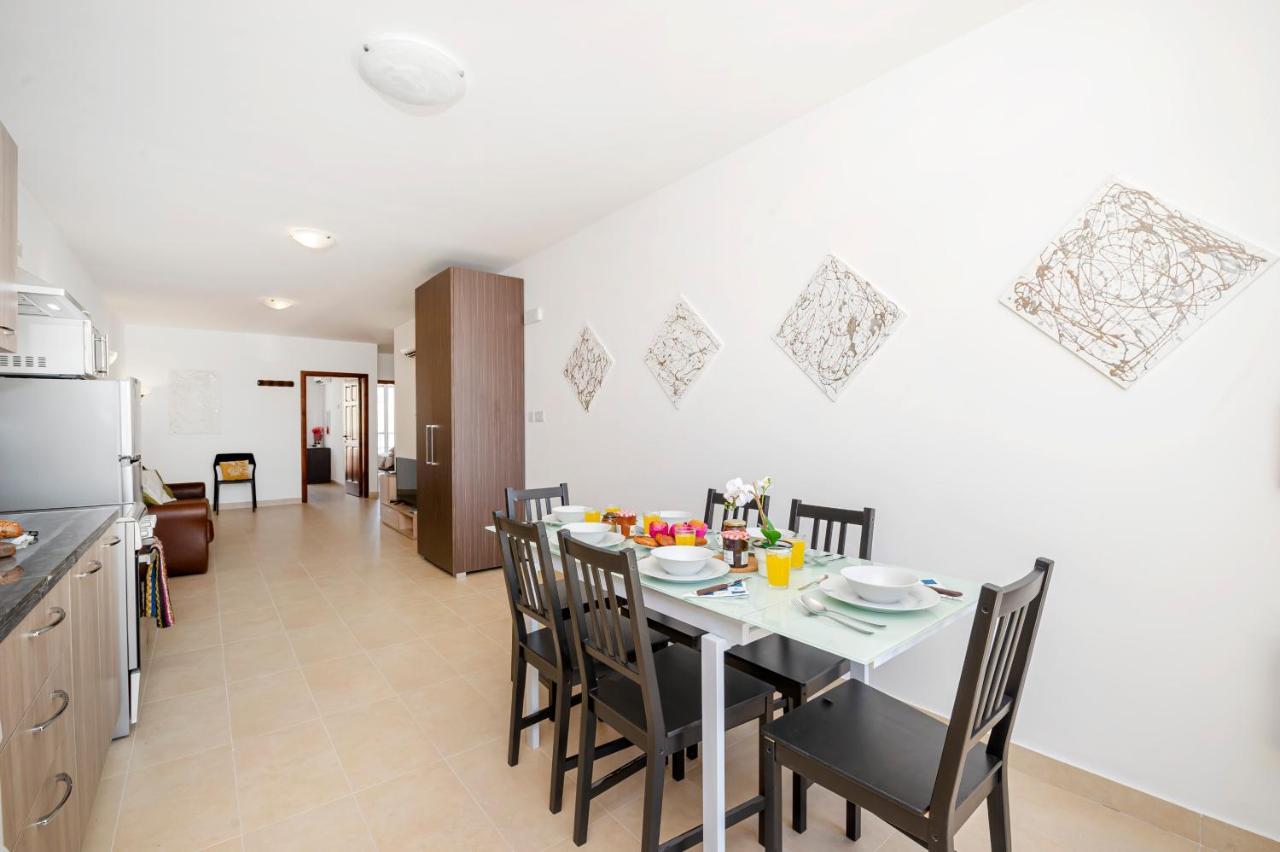 Summer Breeze Apartment With Panoramic Terrace - By Getawaysmalta 멜리에하 외부 사진